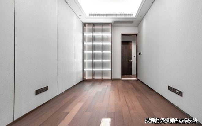 中心(营销中心)-楼盘欢迎您-小区环境-户型-价格-地址-楼盘详情-周边配套ag九游会登录上海闵行兰香湖贰号(售楼处)首页网站-2025兰香湖贰号销售(图12) 中心(营销中心)-楼盘欢迎您-小区环境-户型-价格-地址-楼盘详情-周边配套ag九游会登录上海闵行兰香湖贰号(售楼处)首页网站-2025兰香湖贰号销售(图12)